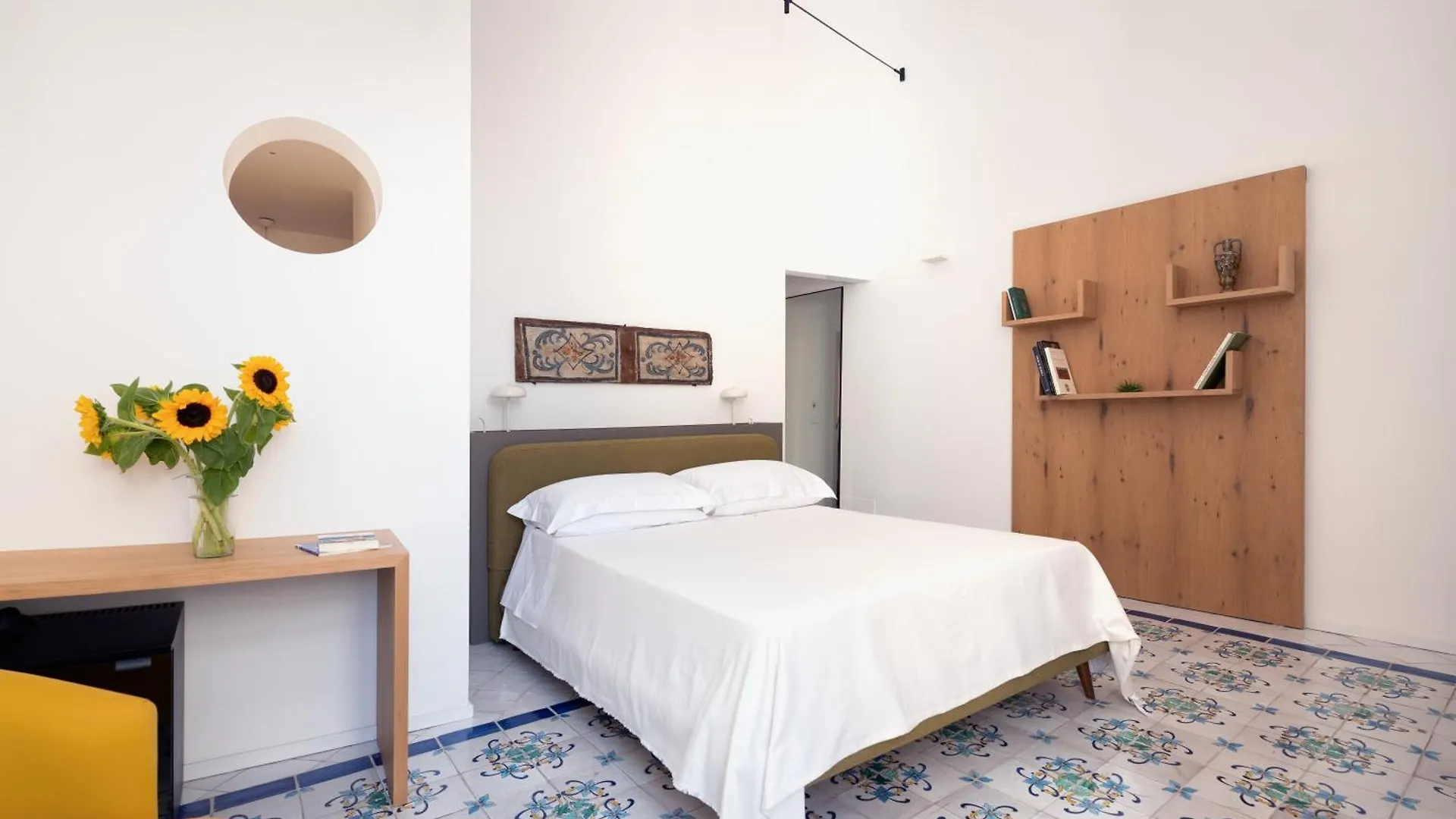 Piano Alloro Palermo Guest house